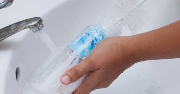 Cara Mensterilkan Botol Minum dan Alat Makan