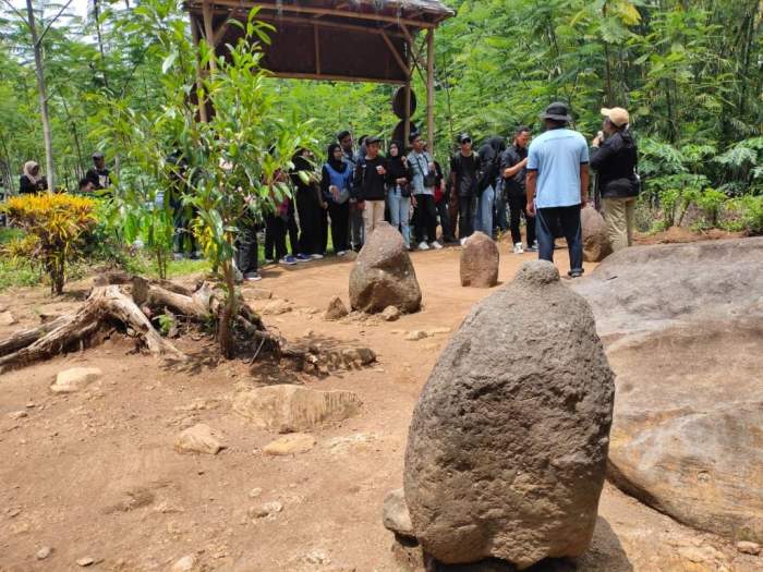 Destinasi Wisata Baru Jember, Jelajah Purba Lintasi Situs Megalitikum Jelajah Goa dan Situs Purba Nusantara
