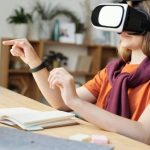 Teknologi Augmented Reality dalam Kelas Masa Depan