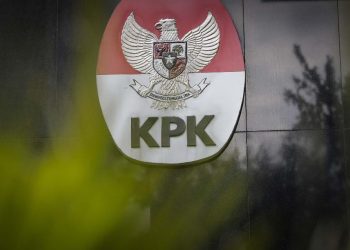 Suami Fadia Arafiq Diam Setelah Diperiksa KPK