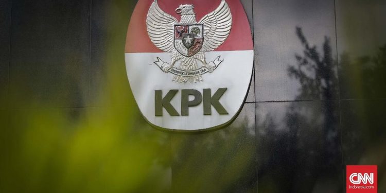 Suami Fadia Arafiq Diam Setelah Diperiksa KPK