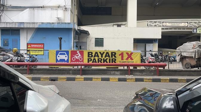 Imbauan Dishub DKI untuk Pengunjung Blok M Square Tidak Memberi Tip Juru Parkir