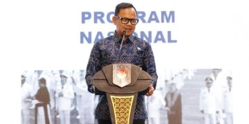 Dorong Sinergi Pusat dan Daerah Hadapi Tantangan Global Menurut Wamendagri