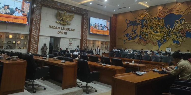 DPR Meminta Pemerintah dan BI Menjaga Kepercayaan Pasar