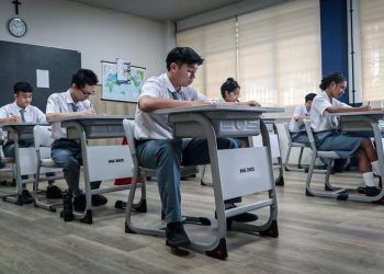 Pramono Akan Tindak Tegas Sekolah Swasta Gratis yang Memungut Biaya