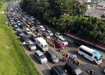 Kepadatan Jalur Puncak Bogor saat Libur Kenaikan Isa Almasih