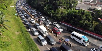 Kepadatan Jalur Puncak Bogor saat Libur Kenaikan Isa Almasih