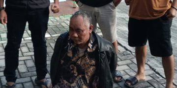 Murid Wajib Mengikuti Nasihat Guru