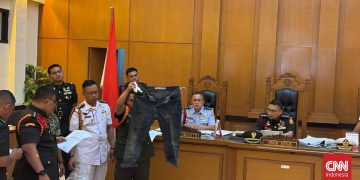 Oditur Tampilkan Pakaian dan Motor Pelaku di Persidangan