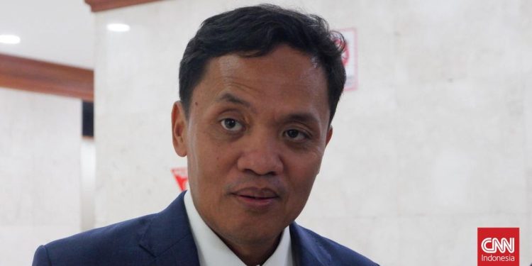 Gerindra Panggil Anggota DPRD Jember Bermain Game dan Merokok Saat Rapat