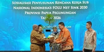 Kemenhut Ajak Papua Pegunungan Melestarikan Hutan dengan Penanaman Pohon