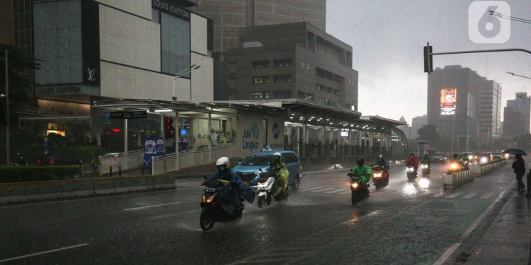 Cuaca Hari Ini 15 Juni 2026: Jakarta Berpotensi Hujan