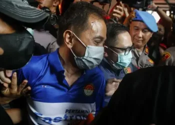 Roy Suryo dan Dokter Tifa Diperlakukan di Rumah Sakit Polri