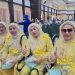 Tampilan Busana Bling-bling Jemaah Haji dari Gowa