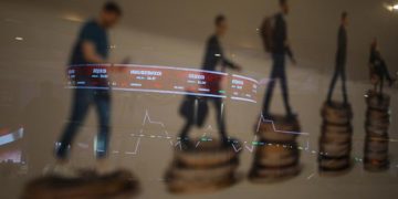 IHSG Turun Lebih dari 4 Persen, Purbaya Sebut Banyak Rumor Negatif sebagai Penyebab