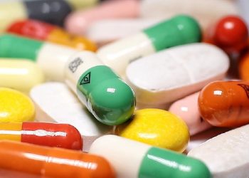 Menkes Pastikan Harga Obat BPJS Tidak Naik Akibat Pelemahan Rupiah