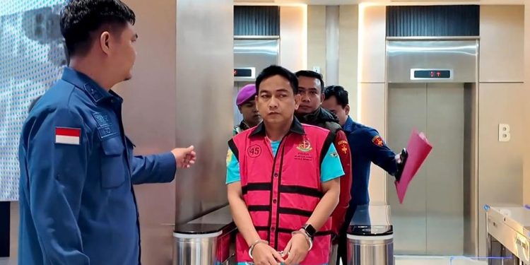 Ketua Ombudsman Hery Susanto Dipecat Tidak Hormat Menurut Kata Istana