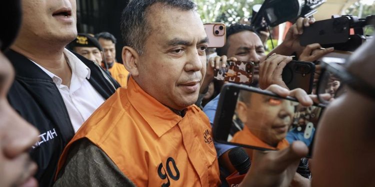 KPK Ungkap Silmy Karim dan Rekan Beli Rumah dengan Kepingan Emas yang Tak Lazim