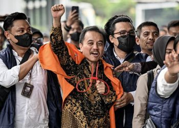 Kata-kata Roy Suryo Setelah Dibebaskan dari Kejari Jakarta Selatan