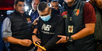 Perilaku Taufik Hidayat Yang Tak Biasa Dan Sangat Mengejutkan