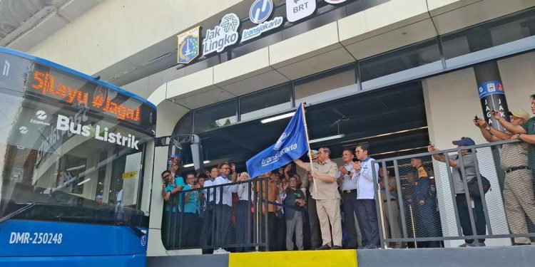 Kenaikan Pengguna Transportasi Umum Jadi Kado HUT DKI Menurut Pramono