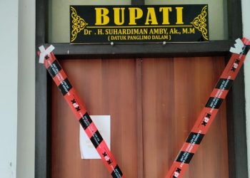 Mobil dan Transaksi Keuangan Diamankan KPK dalam OTT di Kuansing