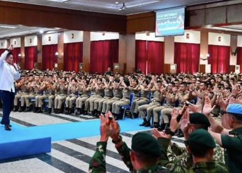 Kepemimpinan Berintegritas Ditekankan Seskab Teddy kepada Taruna Akmil