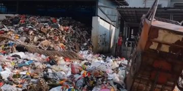 Pramono Targetkan Penyelesaian Sampah di Rusun Waduk Pluit