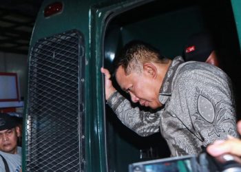 Keluarga Febrie Adriansyah Kunjungi Rutan dan KPK Beri Penjelasan