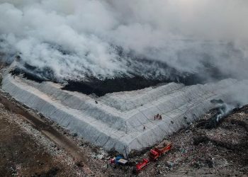 Sampah TPA Jatiwaringin Sama Dengan Gedung 7 Lantai