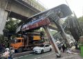 Truk Tabrak JPO Tendean, Kemacetan Mengular Hingga Kuningan dan Warung Buncit