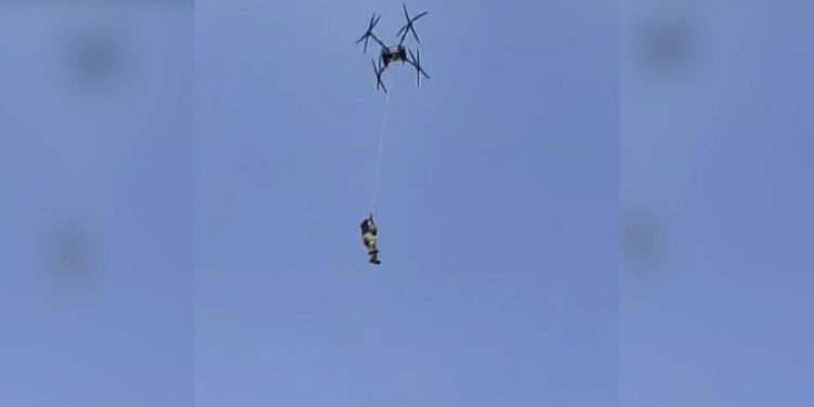 Bahayakan Nyawa, Pemimpin Petani Terbang dengan Drone Minta Maaf