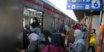 Insiden Ganggu KRL Lintas Bogor dan Tangerang Pagi Ini