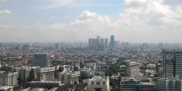 Prakiraan Cuaca Jakarta Senin dari BMKG dengan Wilayah Berawan Tebal