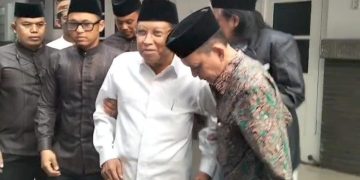 Kiai Said Aqil Adakan Salat Hajat Bersama Gus Kikin Menjelang Pemilihan Ketum PBNU