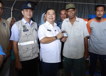 Jemput Bola oleh Dukcapil untuk Layanan Adminduk Warga Terdampak Bencana NTT