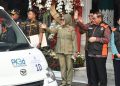 Pramono Serahkan Bantuan Pemprov DKI Rp5,8 Miliar untuk NTT