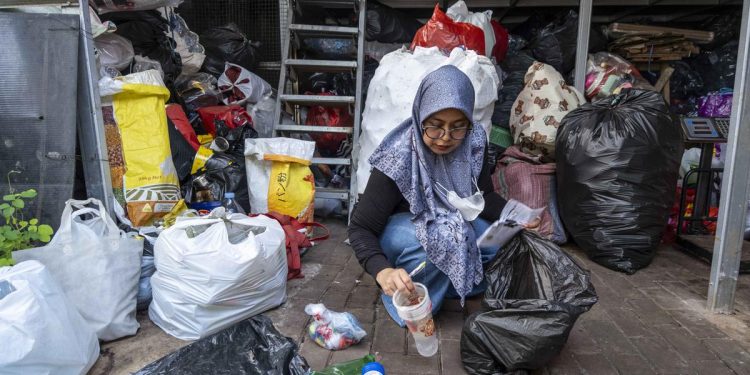 Penurunan Timbulan Sampah Jaktim Sebanyak 865 Ton dan Penyebabnya