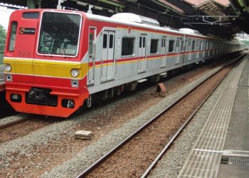 Operasional Kereta Daop 1 Jakarta Aman Meski Terkena Abu Vulkanik
