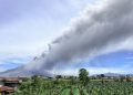 Gunung Sinabung Erupsi Naik Status Menjadi Siaga