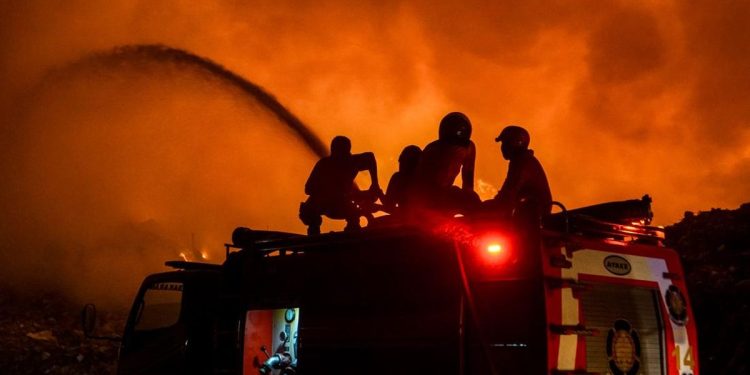 Kebakaran di Rumah Konveksi Rorotan Mengakibatkan Kerugian Rp550 Juta