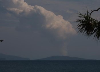 Tinggi Gunung Anak Krakatau Setelah 2018 Masih Belum Mampu Picu Tsunami