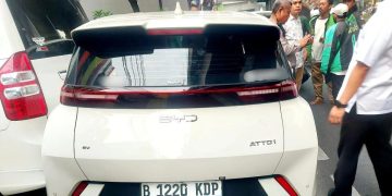 Kronologi Kecelakaan Beruntun 4 Mobil dan Ojol di Jaksel