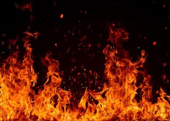 Kebakaran Permukiman Padat di Jakarta Pusat, 31 Mobil Pemadam Dikerahkan