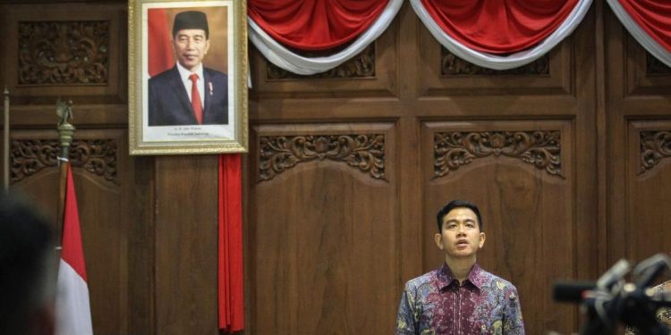 Gerilya Politik dan Hukum Guncang Posisi Wapres Gibran