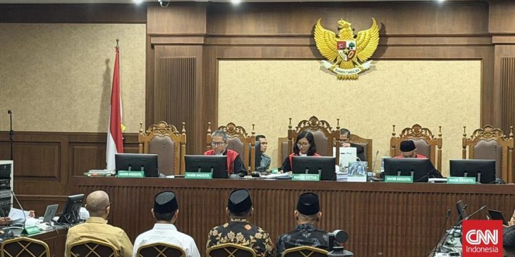 Reputasi Fuad Hasan Hancur Akibat Tudingan Aliran Uang Kuota Haji