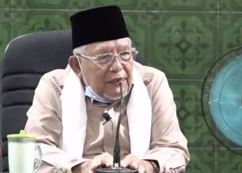 Pengasuh Ponpes Daarul Rahman KH Syukron Ma’mun Tutup Usia