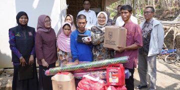 Keluarga Prasejahtera di Buayan Menerima Bantuan untuk Membangun Rumah Pasca Kebakaran