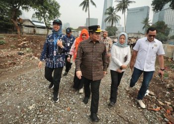 Normalisasi Kali Mampang Jelang Musim Hujan oleh Gubernur DKI Jakarta