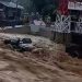 Detik-detik Banjir Bandang di Padang Menggenangi Rumah Warga